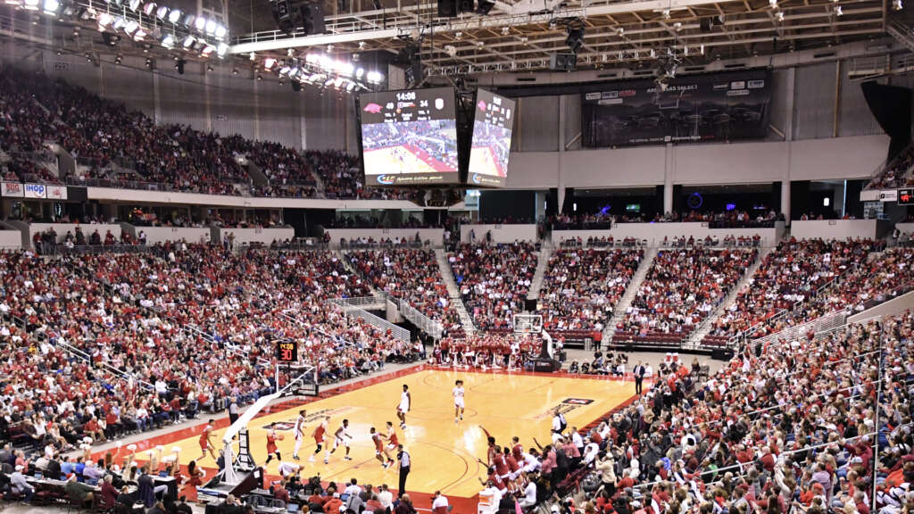 MBB Preview: Arkansas vs Fresno State at North Little Rock