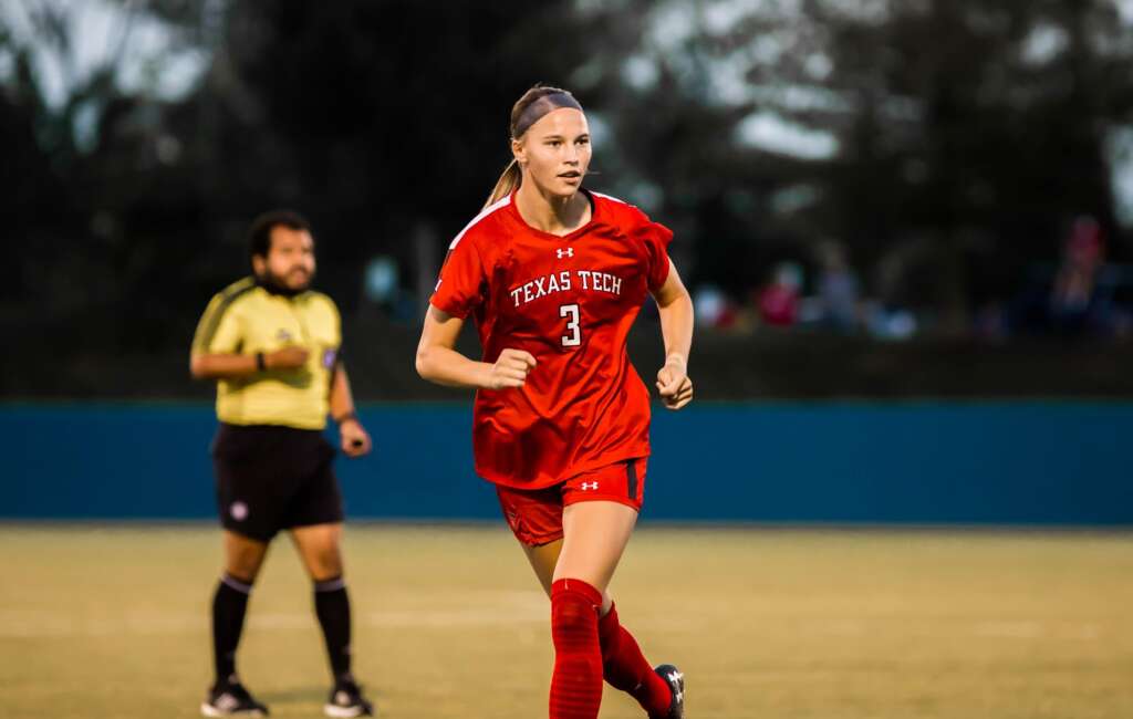Soccer adds Schultz to spring roster