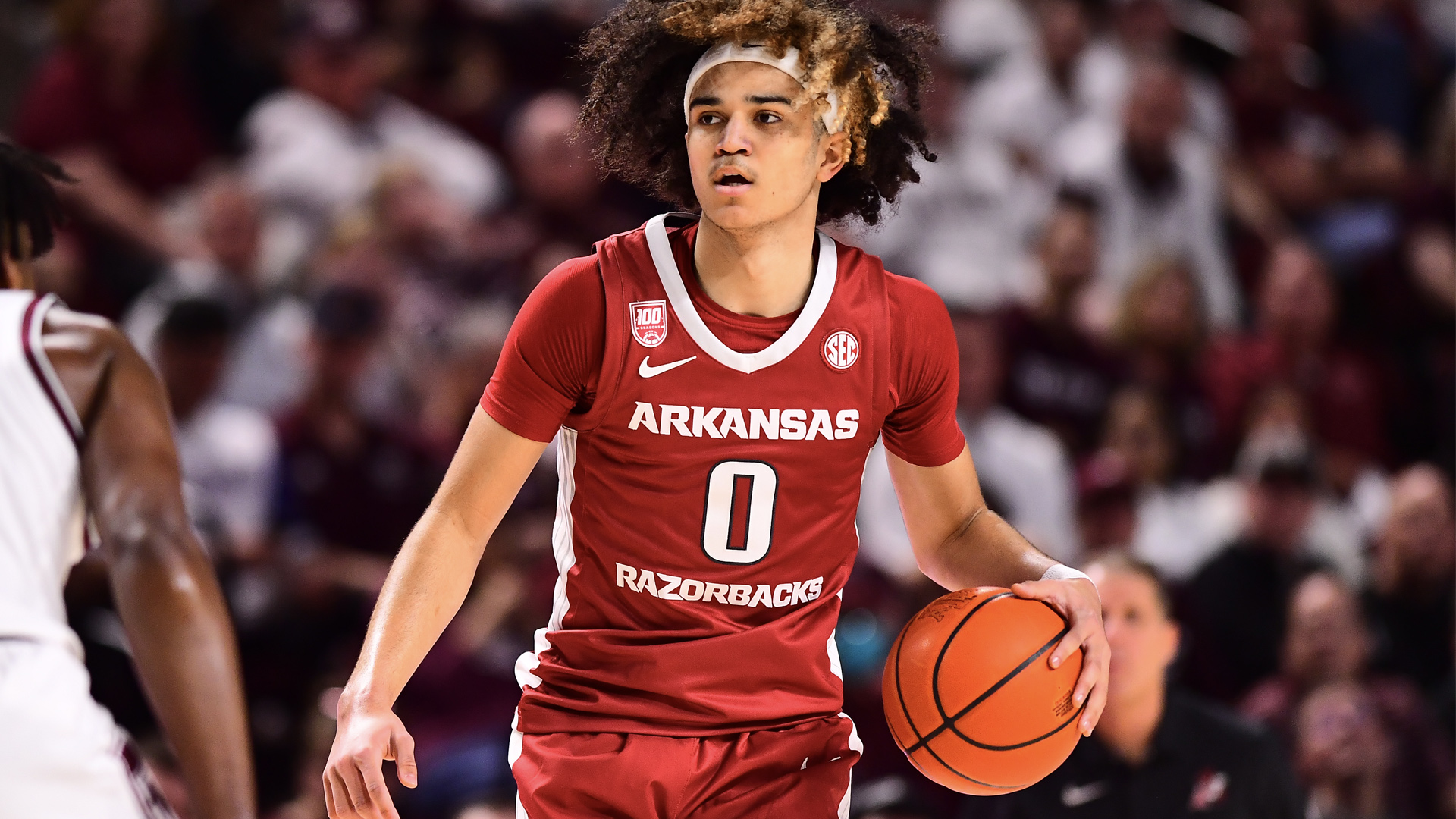 WATCH: Pro Hogs Return to Bud Walton