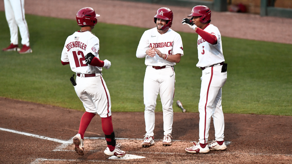 #6 Arkansas, Alabama Square Off at Baum-Walker Stadium