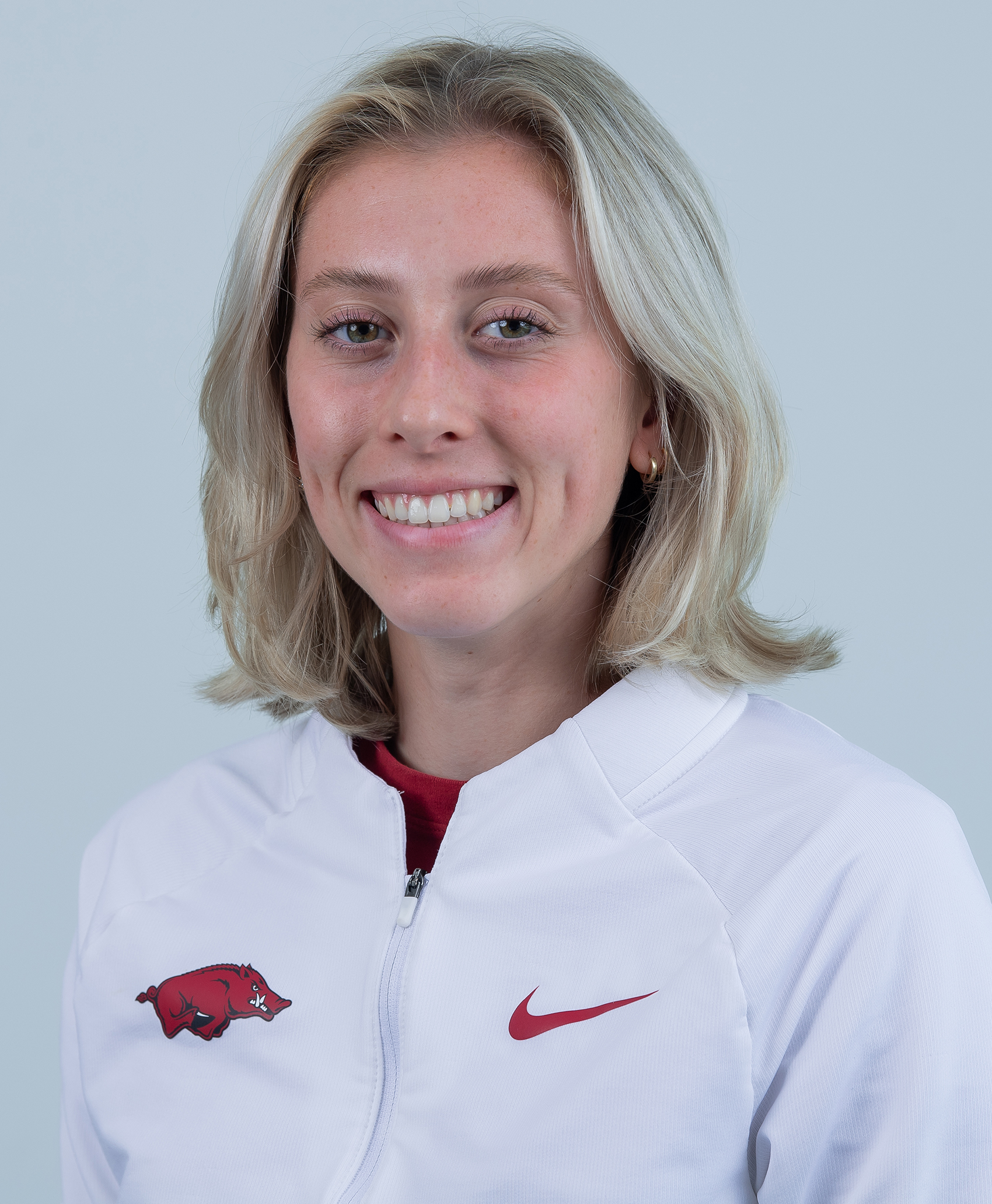 Mia Cochran - Women's Track & Field - Arkansas Razorbacks