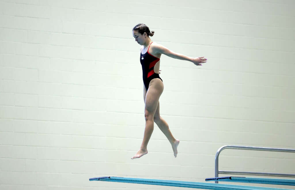 Razorbacks Compete Well in Day 2 of NCAA Zone Diving