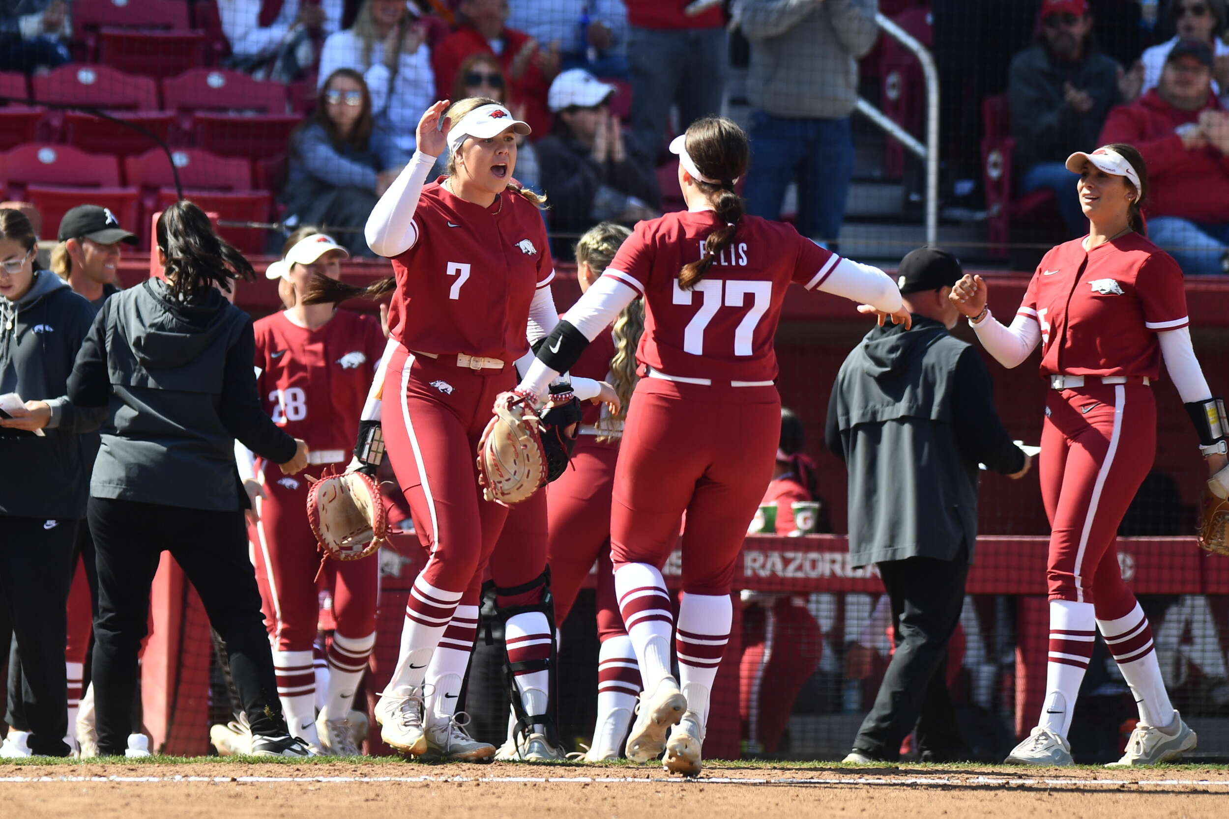 Camenzind, Leinstock Combine for Shutout to Even Series with #20 Mississippi State