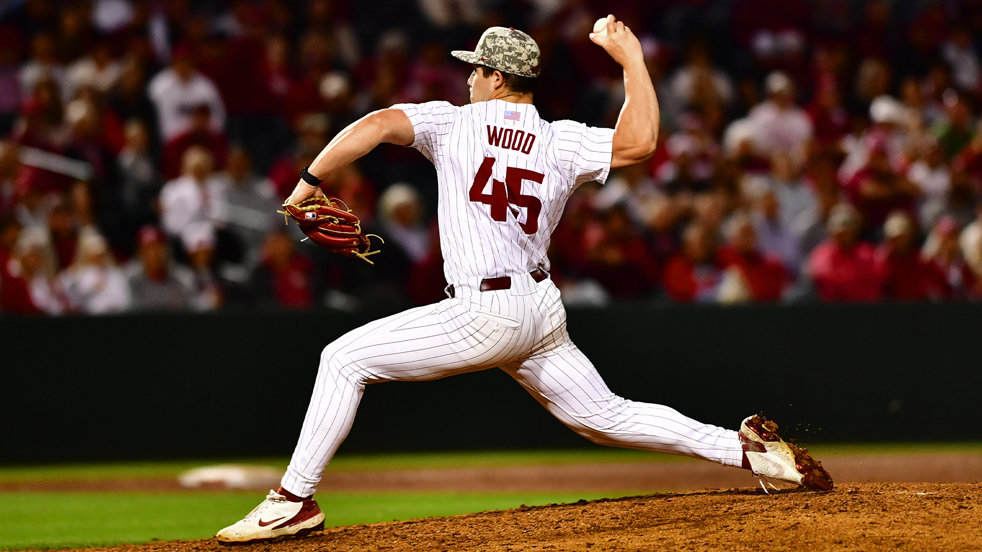 #1 Arkansas Clinches Series Win over Ole Miss behind Aloy, Wood’s Strong Efforts