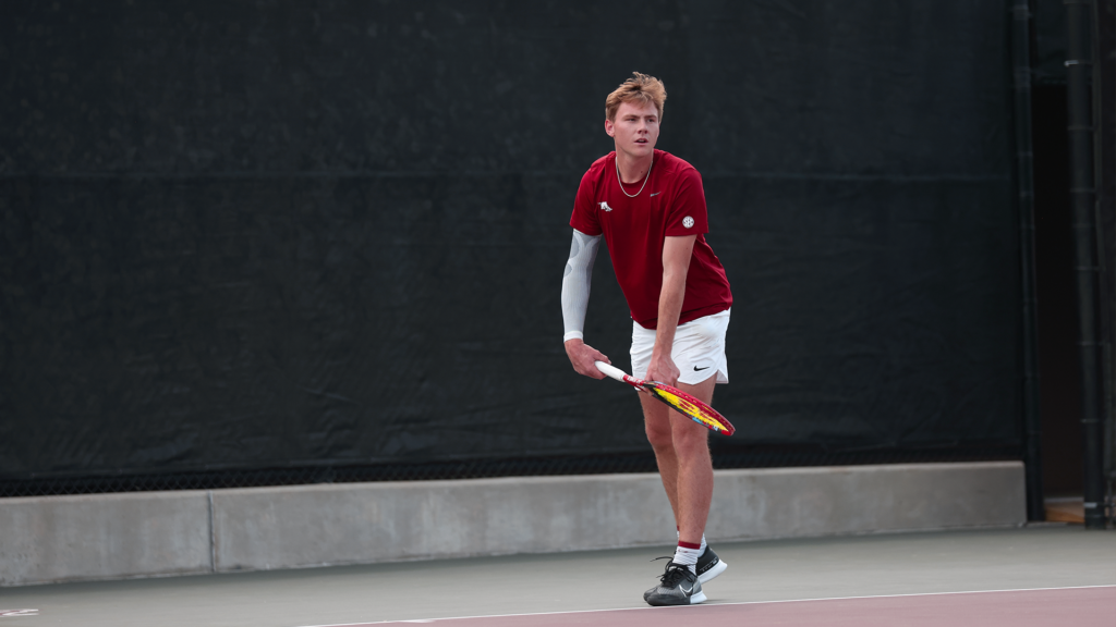 Hogs Defeat No. 51 Rice, Secure Fourth Consecutive Ranked Win