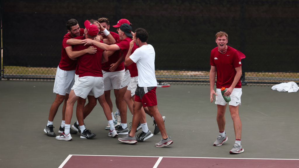 No. 41 Arkansas Upsets No. 8 Texas A&M to Earn First Win in College Station since 1994