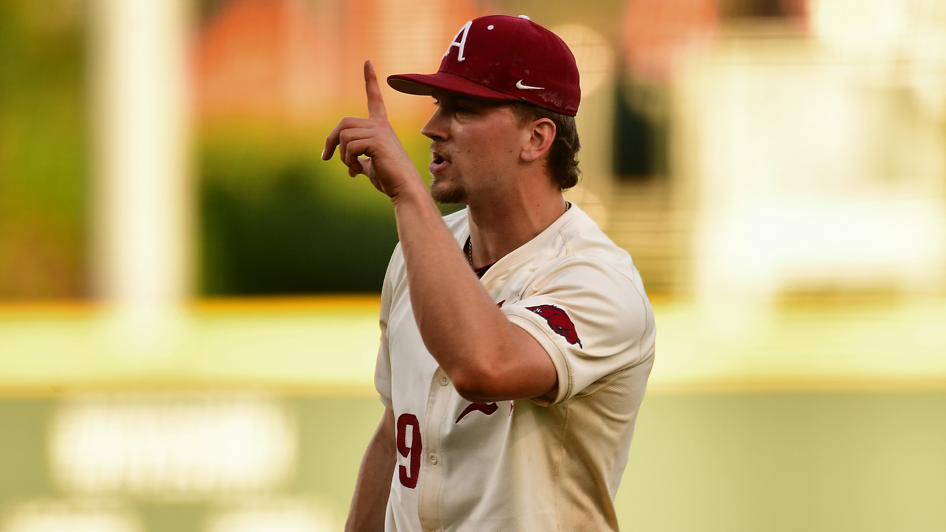 #2 Arkansas Finishes Midweek Sweep of Texas Tech, Extends Home Win Streak to 25