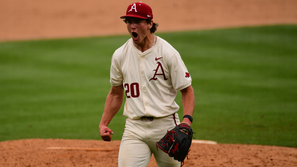 #5 Arkansas Scores Nine Unanswered to Secure Series Win against #14 Mississippi State
