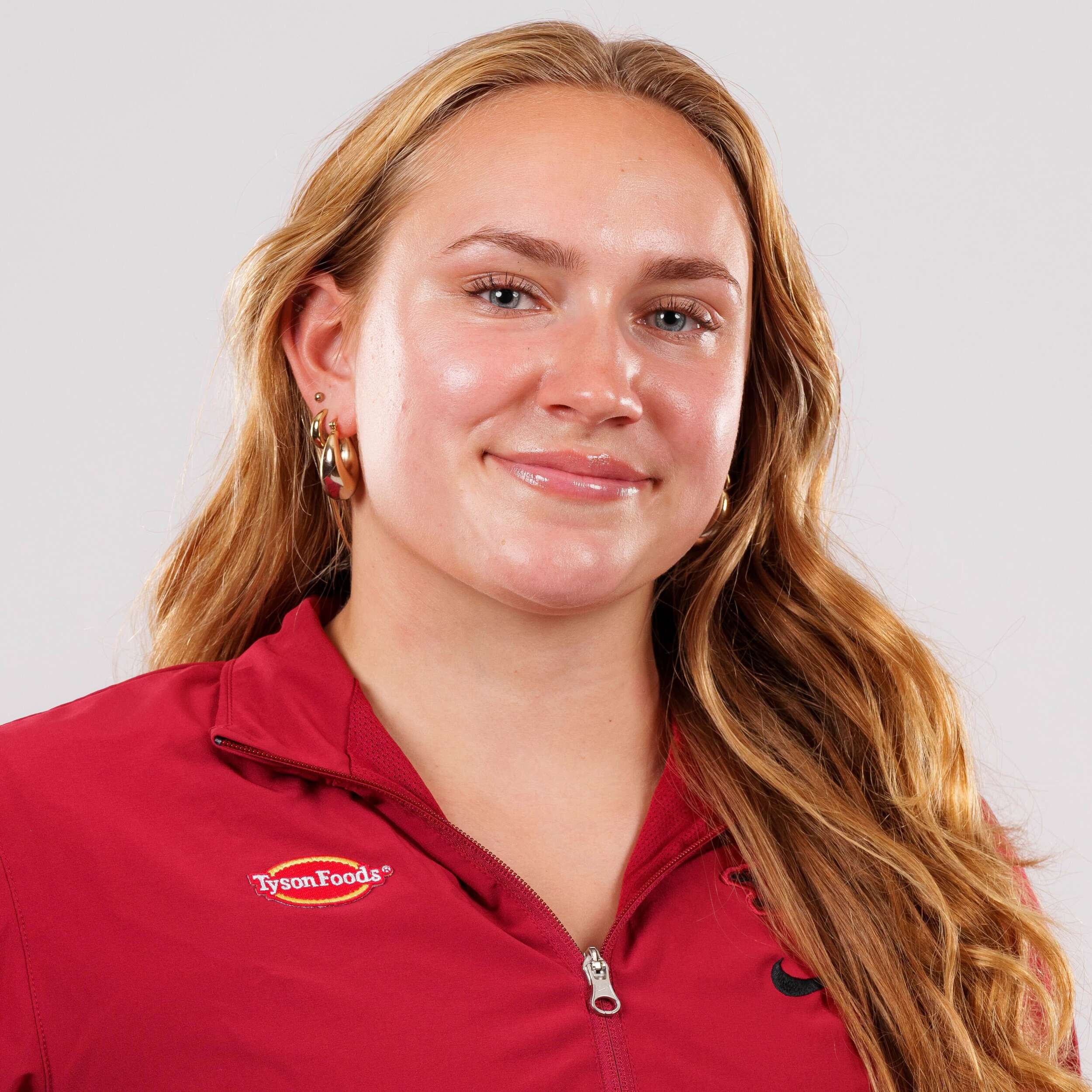 Lotti Hubert - Swimming & Diving - Arkansas Razorbacks