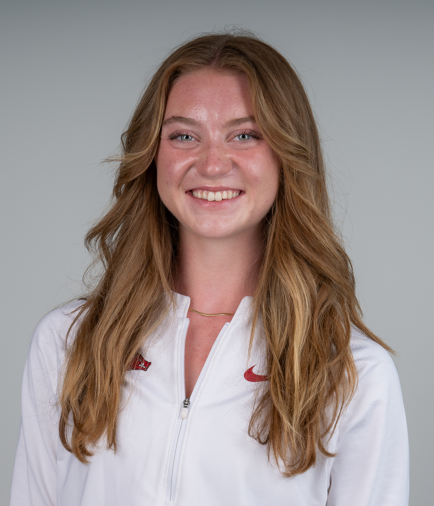 Madeleine Gear - Women's Track & Field - Arkansas Razorbacks