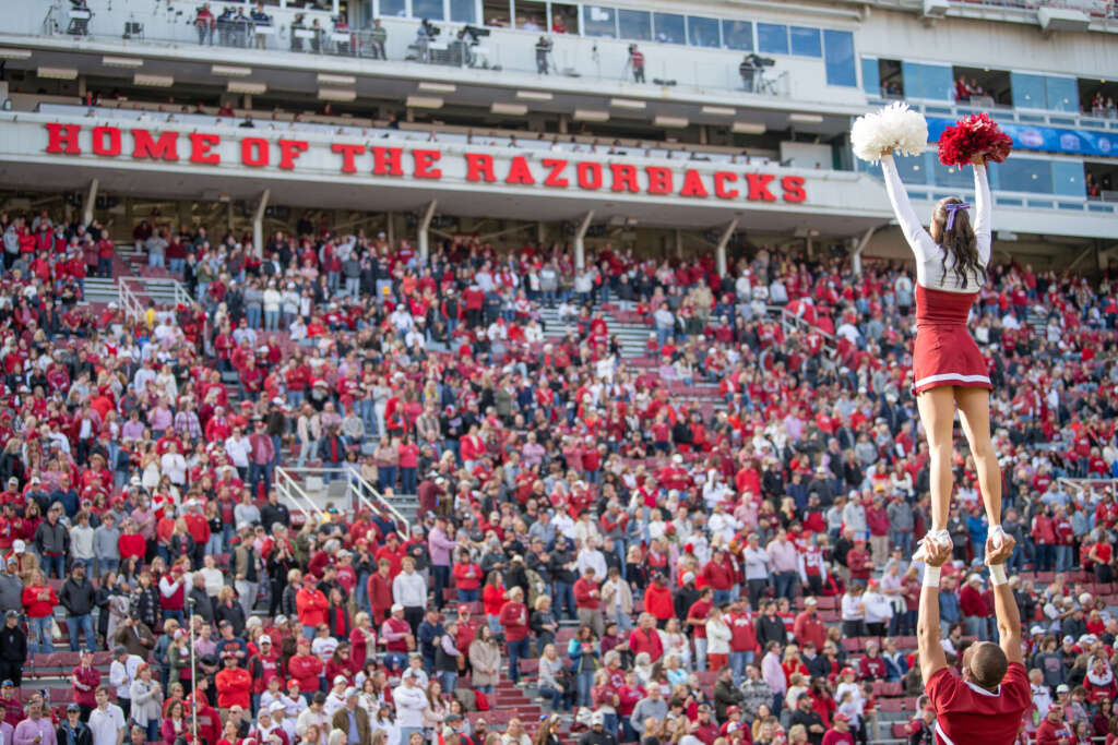 Razorback Spirit Squads to Host Cheer and Dance Clinics