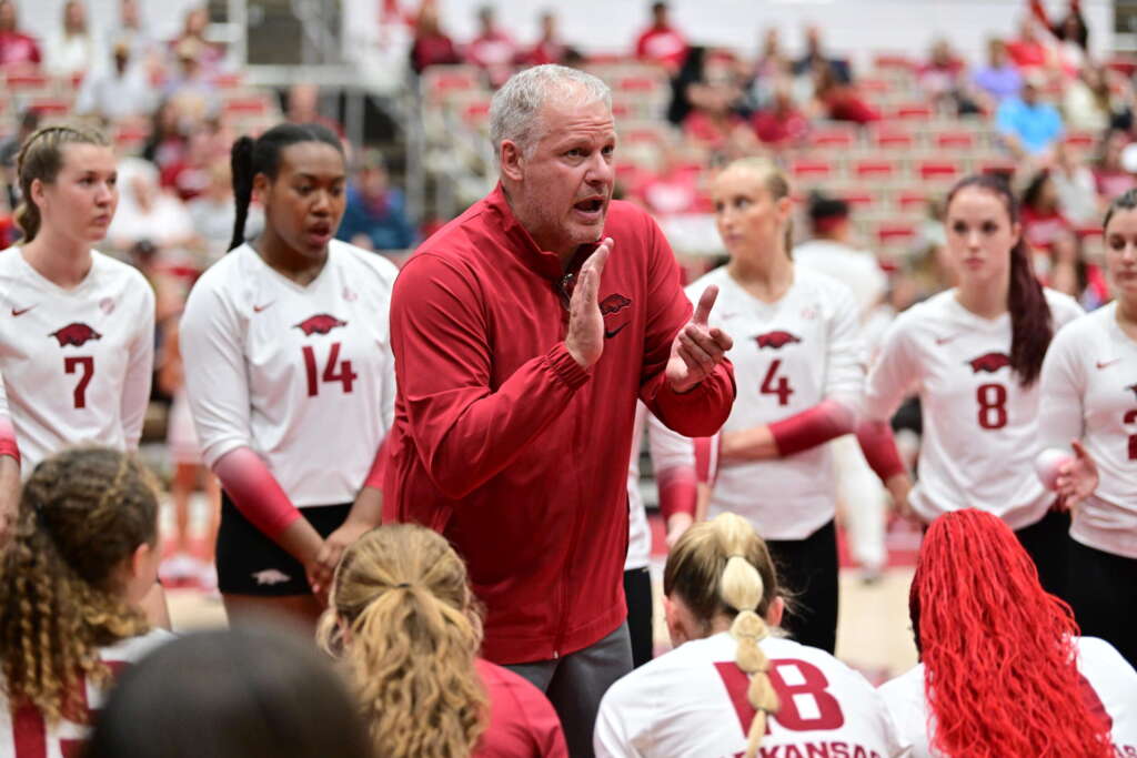 Arkansas Falls in Four to Florida