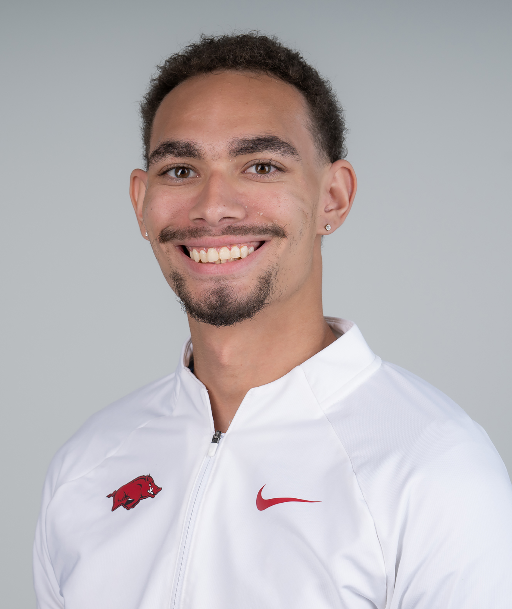 Connor Washington - Men's Track & Field - Arkansas Razorbacks