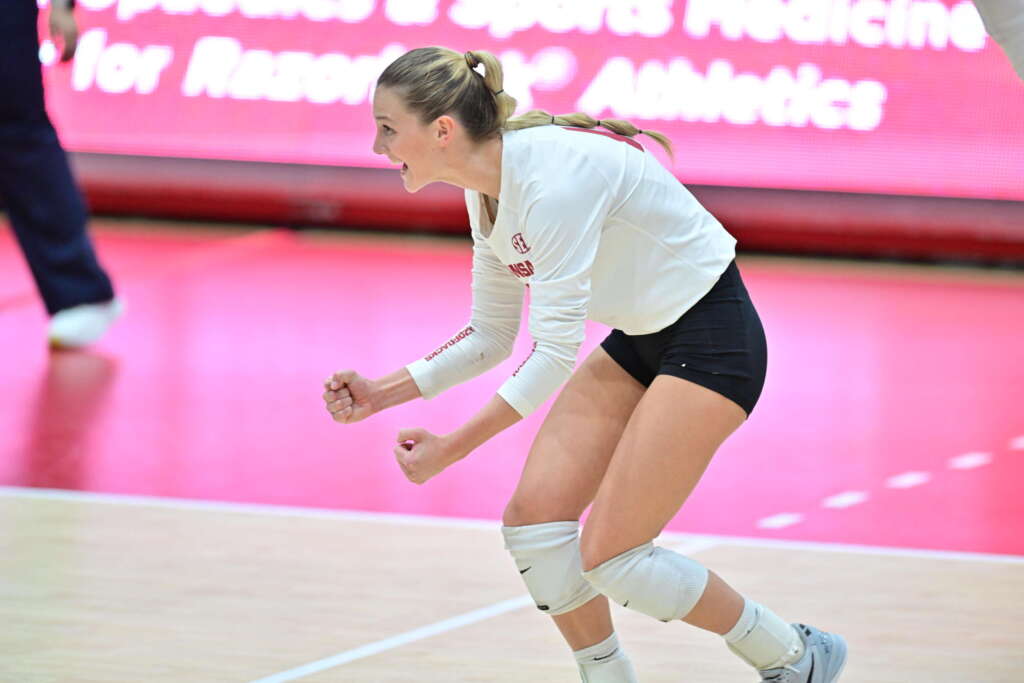 Arkansas Volleyball Faces Off with South Carolina on Friday