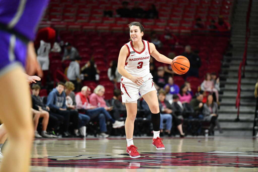 Hogs Shut Down Central Arkansas to Close Out Non-Conference Play