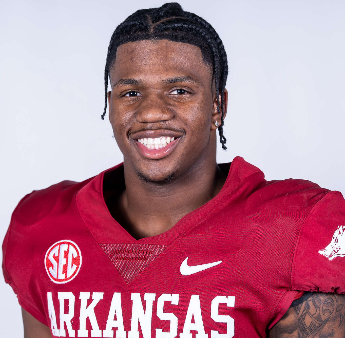 Cam Settles - Football - Arkansas Razorbacks