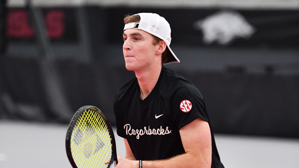 Razorbacks Travel to Tennessee for Three-Match Road Trip