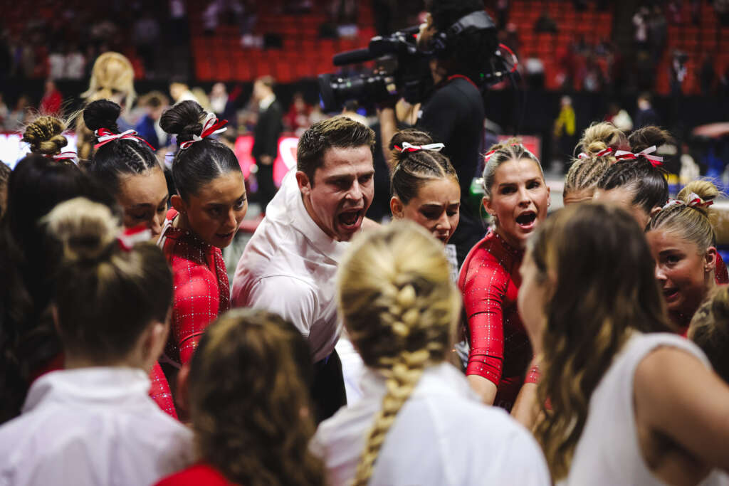 Arkansas Gymnastics Hosts No. 2 Florida Friday