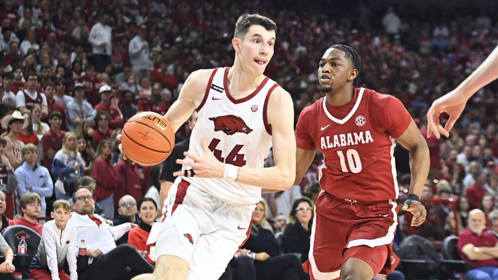 Ivisic Scores Career High, but #3 Alabama Holds on for Win