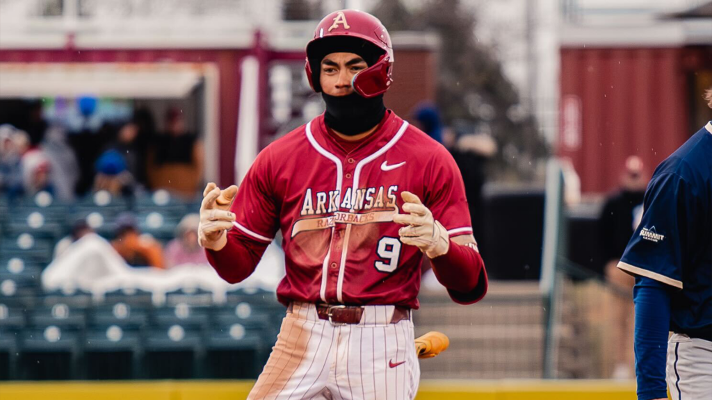 #3 Arkansas Hosts South Carolina for SEC Home Opening Weekend