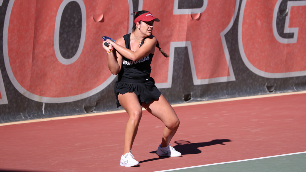 J. Gomez, O’Donnell Earn Victories as Hogs Fall to No. 1 Georgia