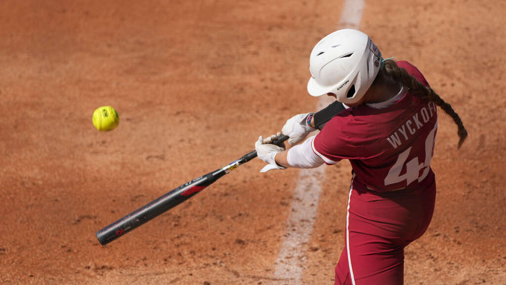 Arkansas Falls to Oklahoma in SEC Tournament Semifinals