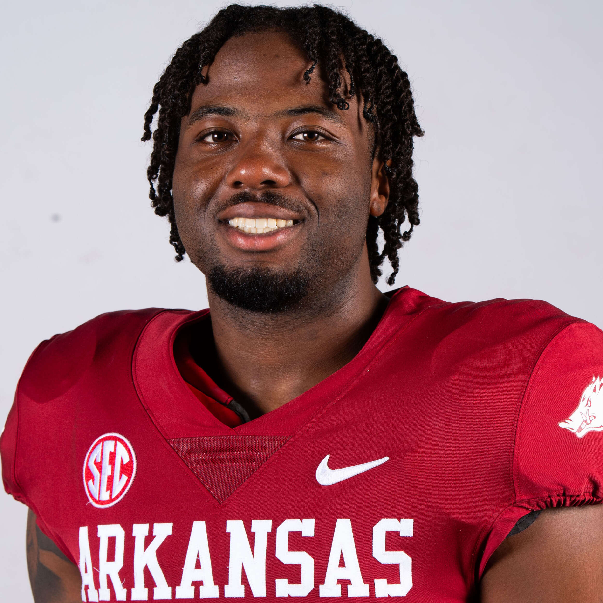 Miguel Mitchell - Football - Arkansas Razorbacks