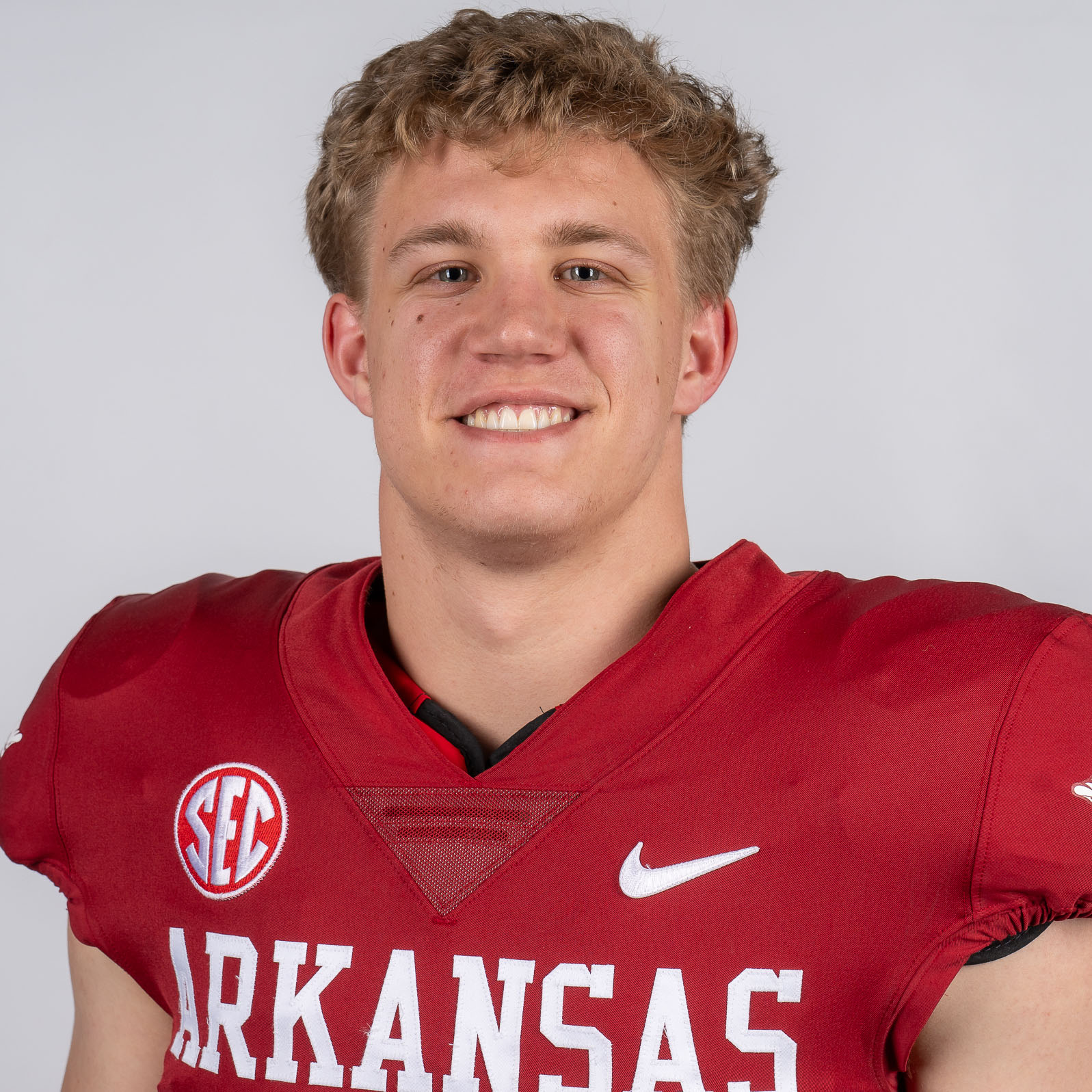Grant Karnes - Football - Arkansas Razorbacks