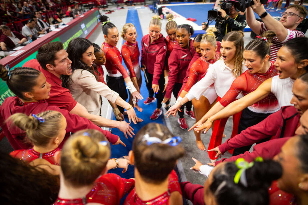 Gymbacks Post Record High GPA, 14 Named Scholar All-Americans