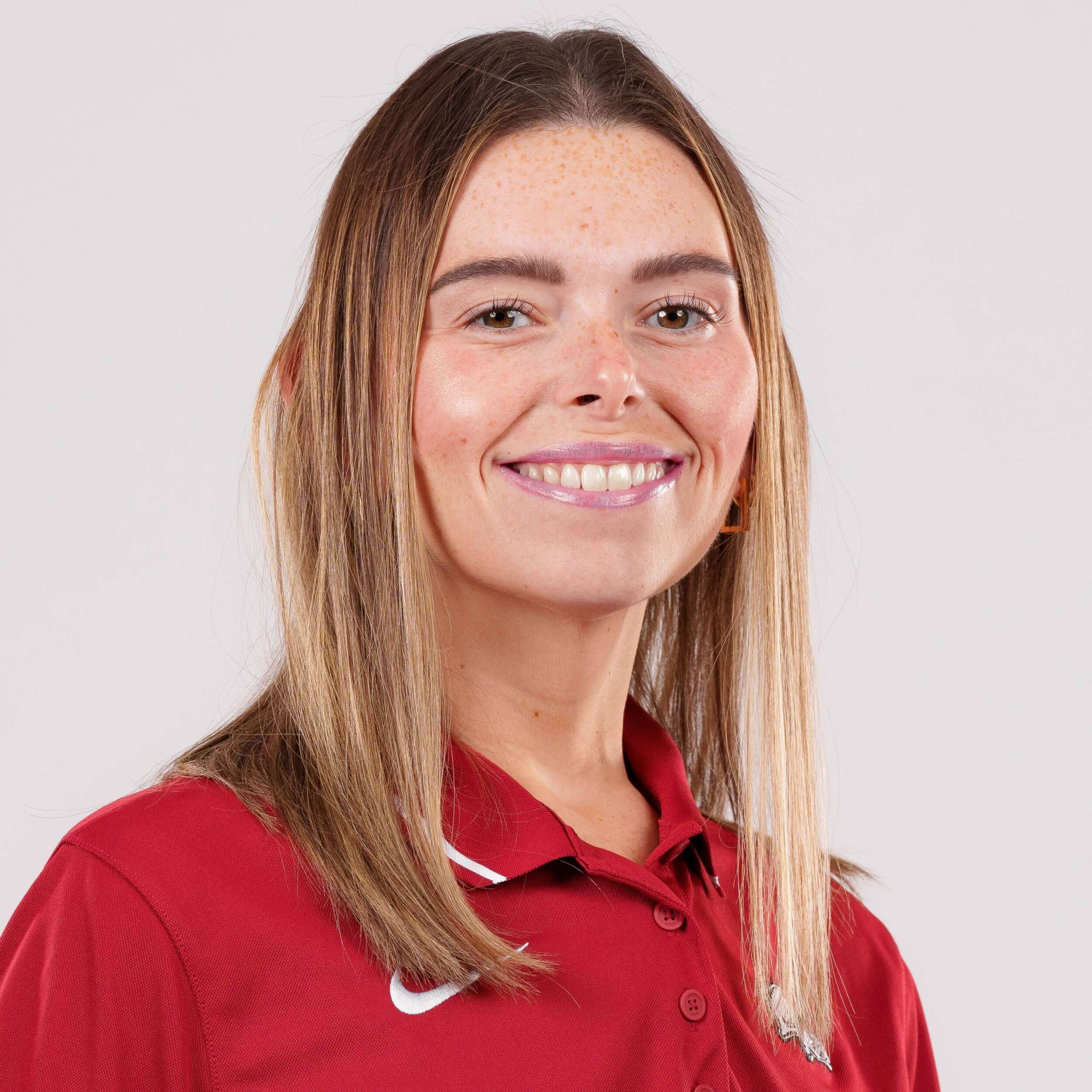 Laura Lynn - Swimming & Diving - Arkansas Razorbacks