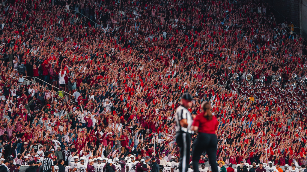 Hogs outmuscled by Aggies, 45-42