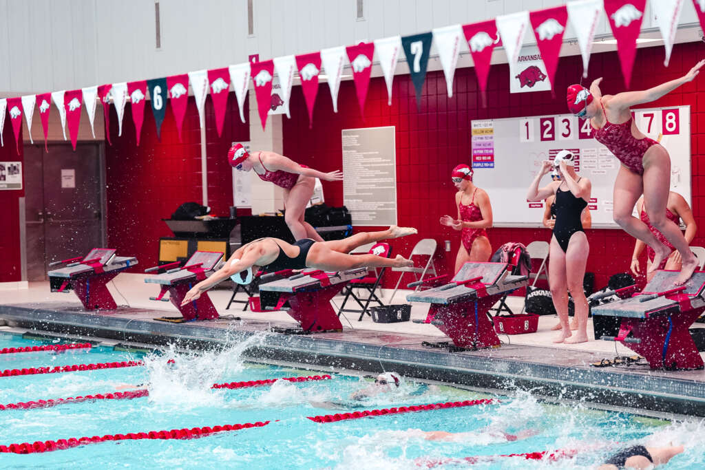 Razorbacks Kick Off SEC Competition Versus South Carolina