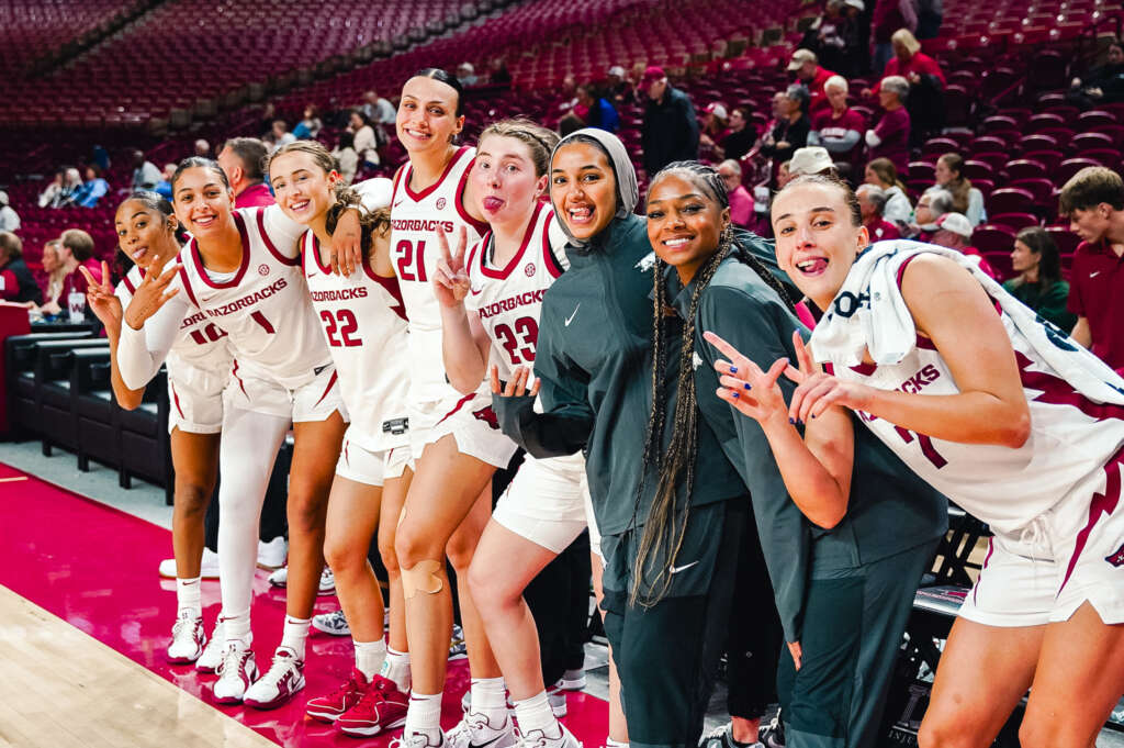 Razorbacks Cruise Past UA-Fort Smith, 100-42, in Preseason Exhibition