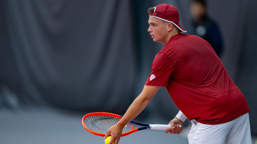 Razorbacks Conclude Play at PTT 20K Norman