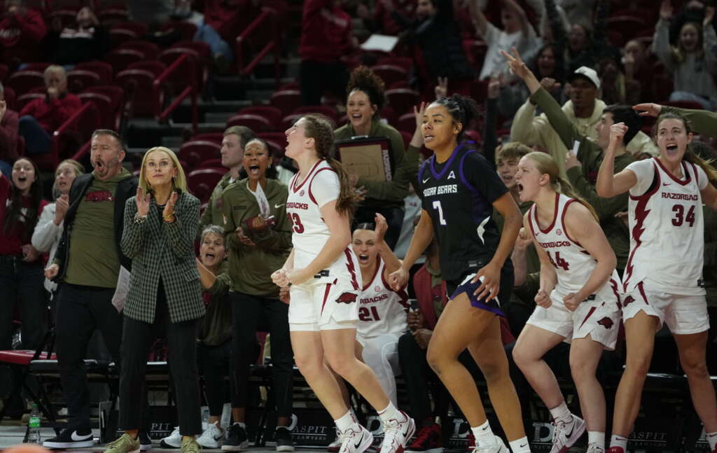 Arkansas Comes Back to Beat Central Arkansas in Overtime, 89-77