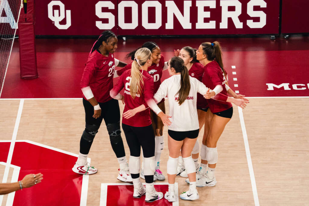 Hogs Host Crimson Tide on Wednesday