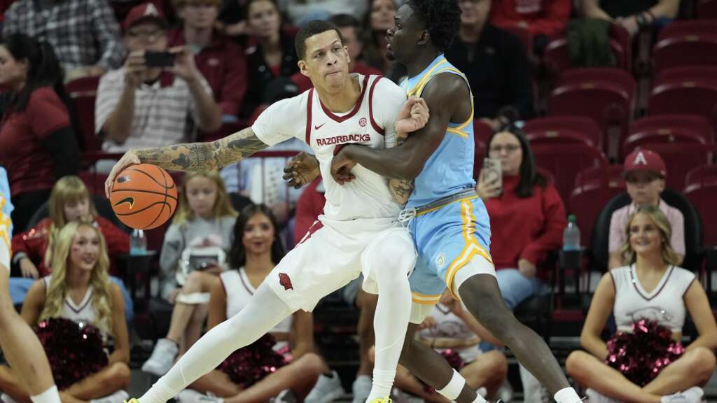 Arkansas Opens Season with a 109-77 Win Over Southern