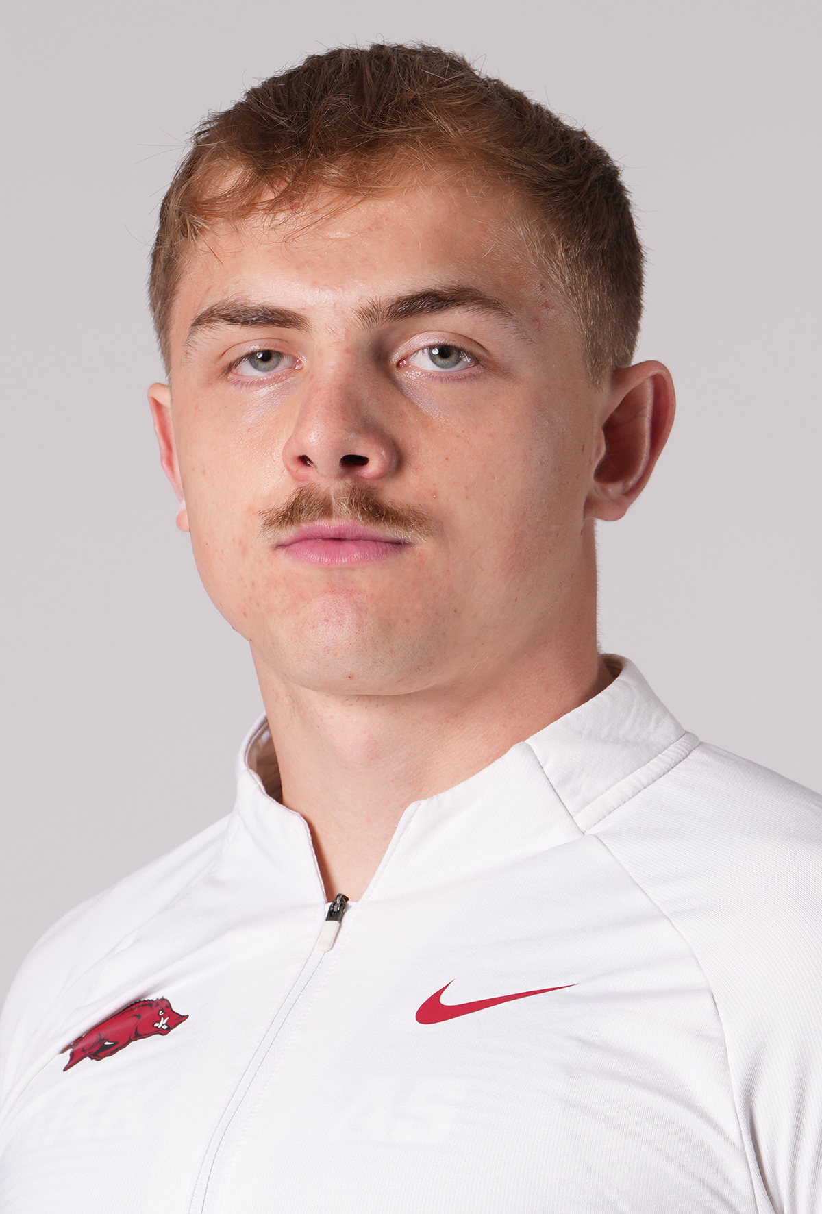 Zander Cruzan - Men's Track & Field - Arkansas Razorbacks