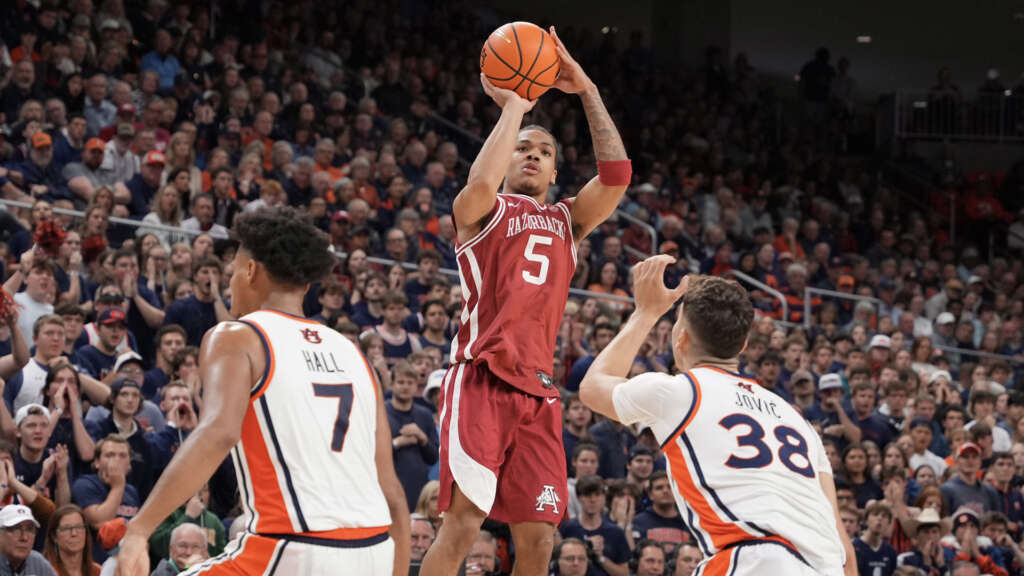 Acuff Earns 5th-Straight SEC Freshman of the Week Honor