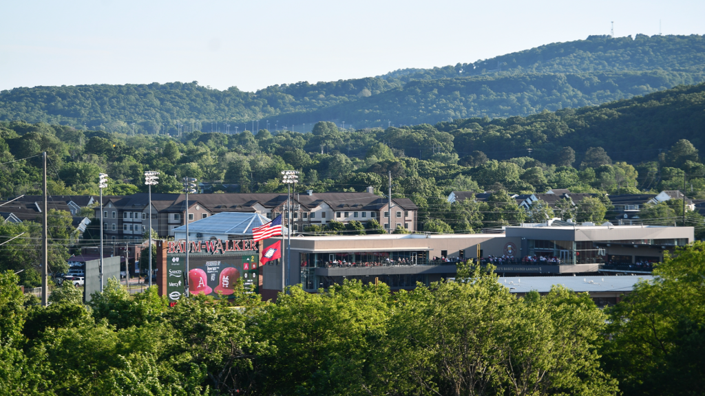 Hogs at No. 7 in D1Baseball Preseason Top 25