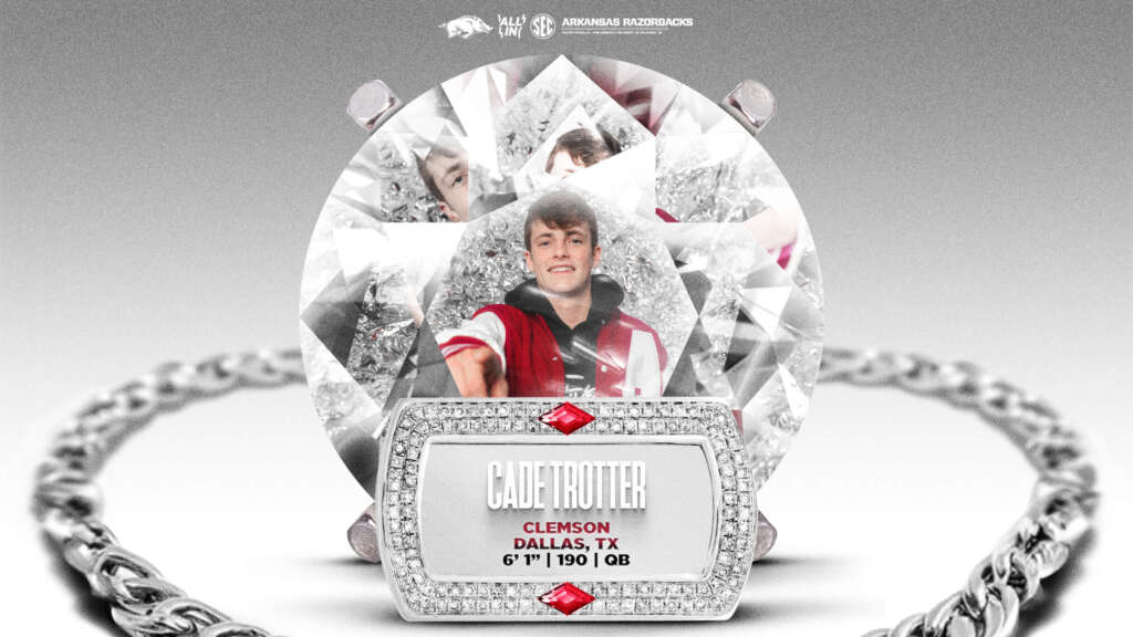 Clemson QB Cade Trotter Transfers to Razorbacks