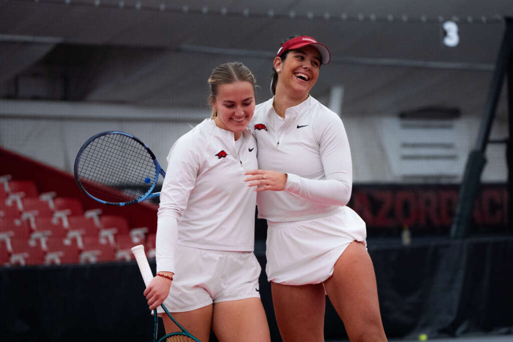 Women’s Tennis Sweeps Missouri State in Doubleheader