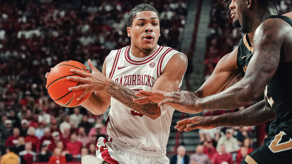 Acuff Ties SEC Record with 6th Freshman of the Week Honor