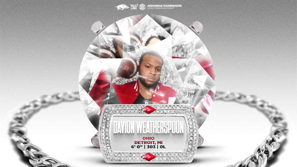 OL Davion Weatherspoon inks with Hogs