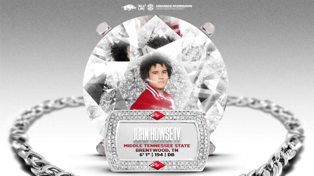 MTSU DB John Howse IV joins Hogs