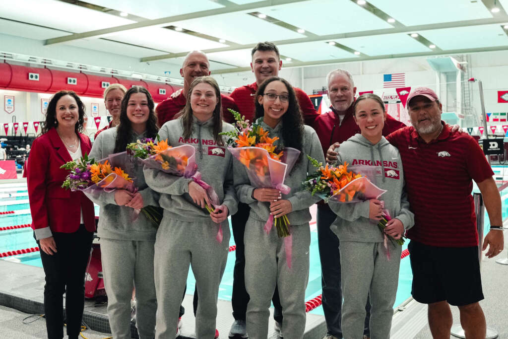 Razorbacks Top Commodores, Hold Lead Versus North Texas