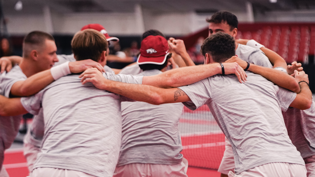 Razorbacks Cruise Past Tulsa, 4-0
