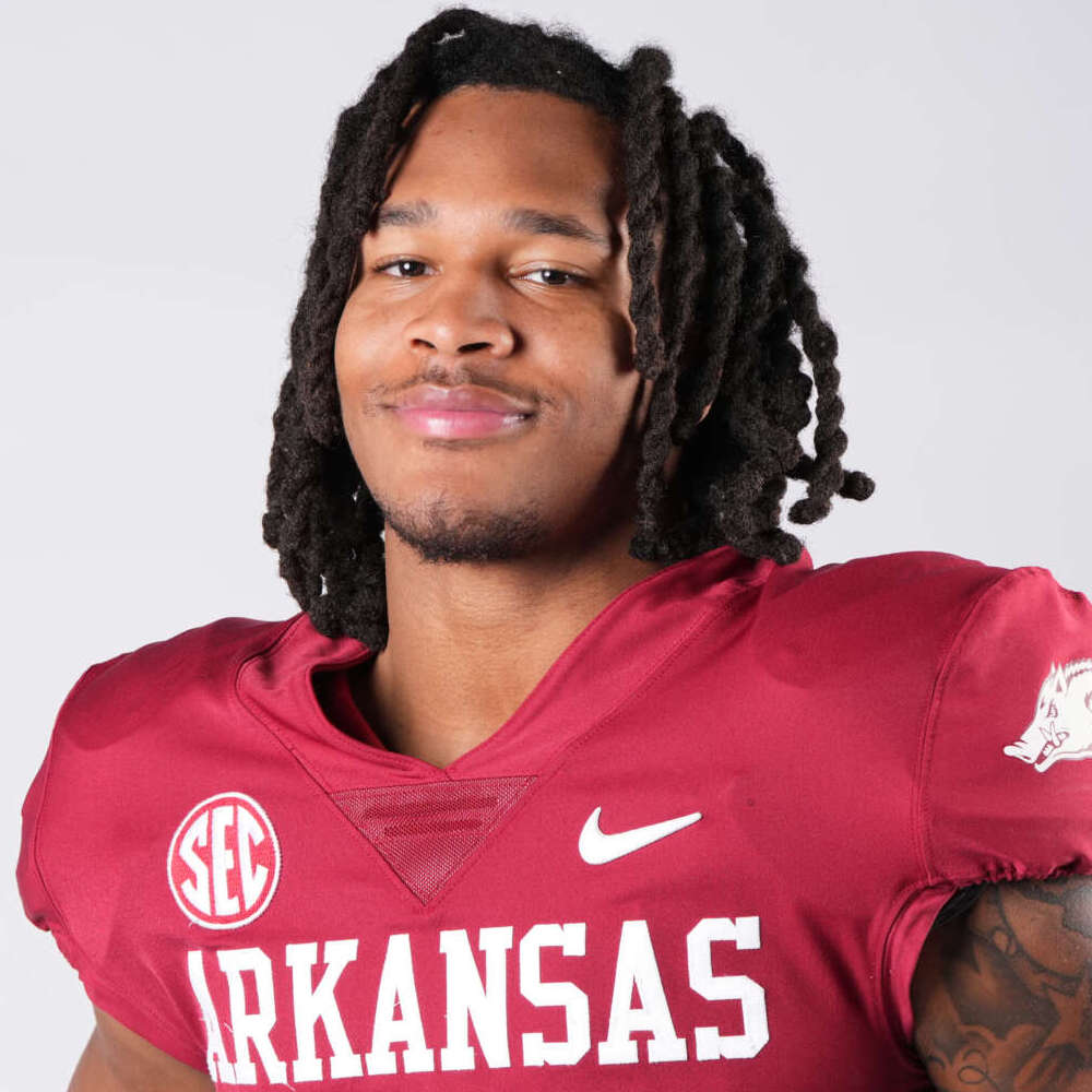 Sutton Smith - Football - Arkansas Razorbacks