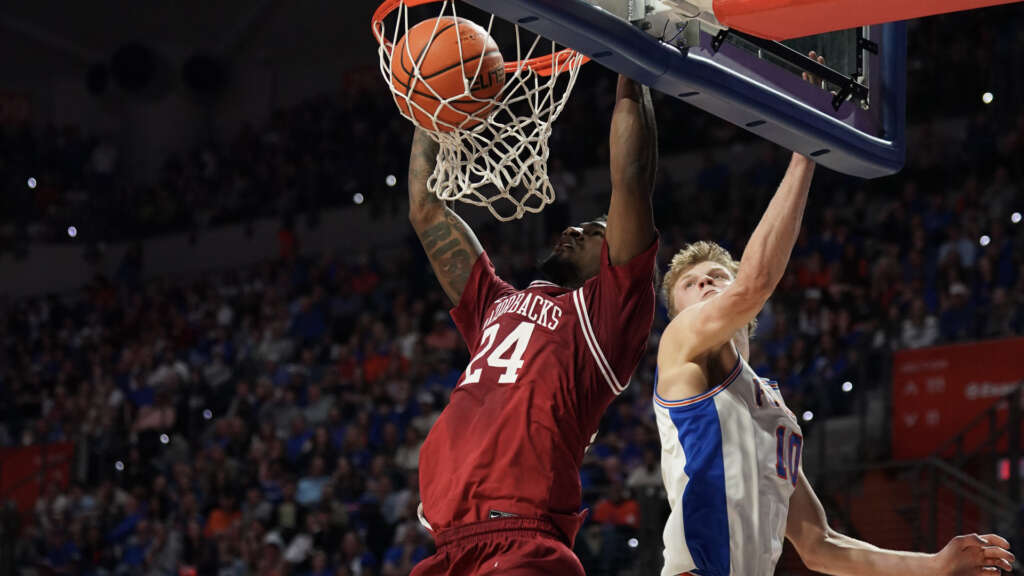 Hogs drop road test at #7 Florida