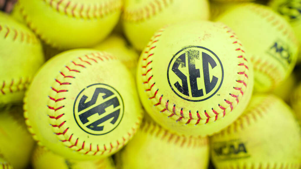 No. 8/9 Razorbacks’ Schedule Altered at Kickin’ Chicken Classic